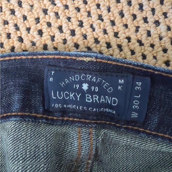 Lucky Brand Dark Wash Jeans - Picture 4 of 4